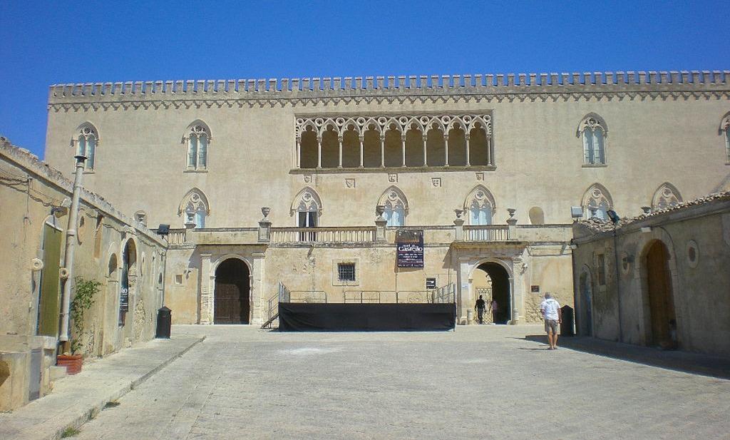 Ulivo Apartment Ragusa Buitenkant foto